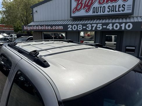 Used 2004 Chevrolet Avalanche 2WD image 15