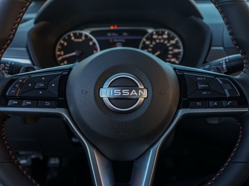 New 2025 Nissan Altima 2.5 SR image 24