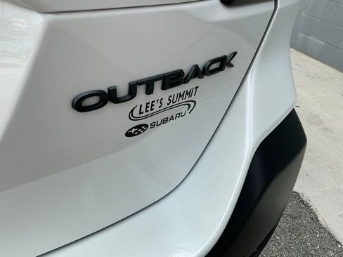 Certified 2025 Subaru Outback Onyx Edition AWD/4WD image 6