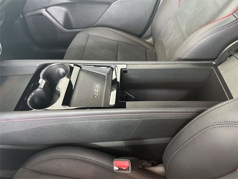 Certified 2025 Chevrolet Blazer EV RS image 28