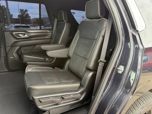 Used 2023 Chevrolet Tahoe Premier w/ Premium Package AWD/4WD image 38