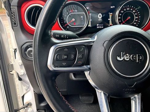 Used 2020 Jeep Wrangler Unlimited Rubicon AWD/4WD image 10