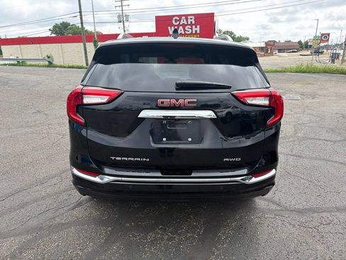 Used 2023 GMC Terrain Denali w/ Black Diamond Edition AWD/4WD image 6