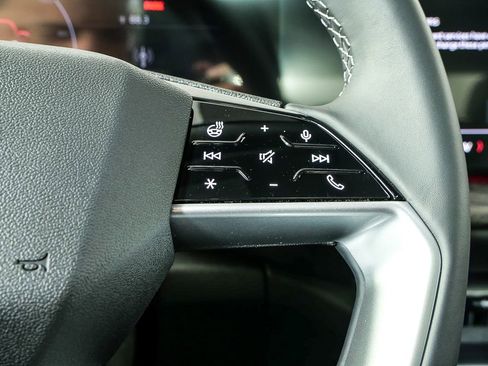 New 2025 Audi Q5 Premium Plus image 12