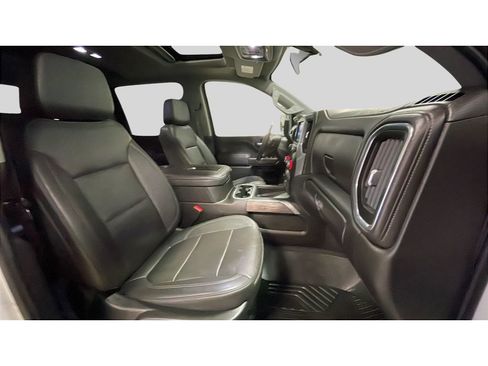 Used 2022 Chevrolet Silverado 2500 LTZ w/ LTZ Plus Package image 16