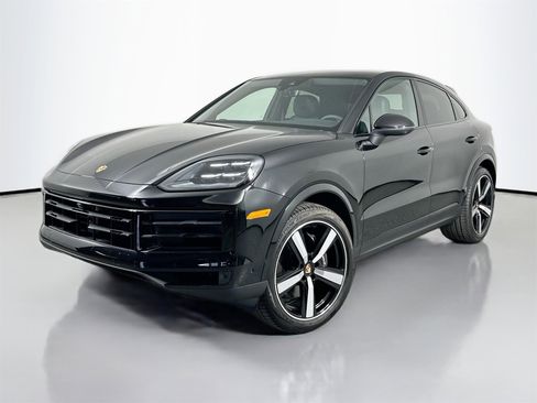 Certified 2025 Porsche Cayenne image 1