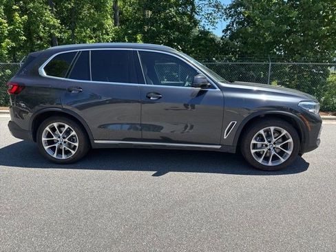 Used 2022 BMW X5 xDrive40i AWD/4WD image 4
