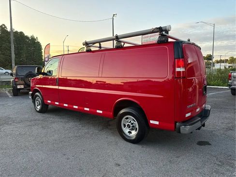 Used 2019 GMC Savana 2500 Extended w/ Driver Convenience Package RWD image 7