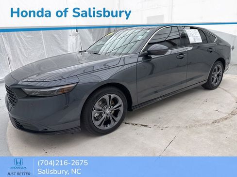 Used 2025 Honda Accord EX-L image 3