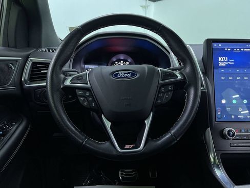 Used 2022 Ford Edge ST w/ Equipment Group 401A AWD/4WD image 19