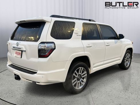 Certified 2022 Toyota 4Runner TRD Sport image 5