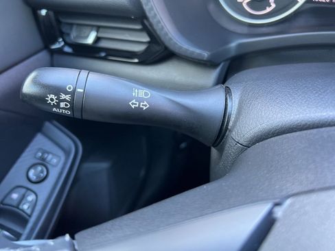 Used 2023 Nissan Sentra SV w/ Trunk Package image 38