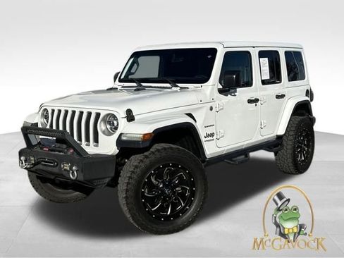 Used 2018 Jeep Wrangler Unlimited Sahara image 1