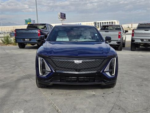 Used 2024 Cadillac Lyriq Luxury w/ LPO, Floor Liner Package image 8