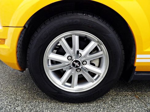 Used 2008 Ford Mustang Premium RWD image 21