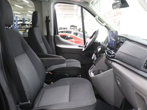 Used 2023 Ford Transit 350 XLT image 11