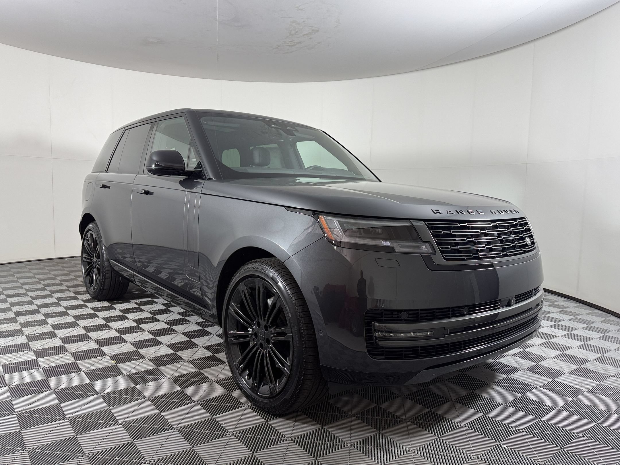 New 2026 Land Rover Range Rover SE AWD/4WD image 7