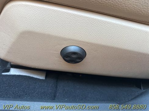 Used 2011 Mercedes-Benz E 350 Sedan image 31