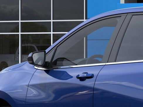 New 2023 Chevrolet Equinox LT AWD/4WD image 12