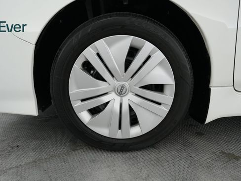 Used 2025 Nissan Leaf S FWD image 19