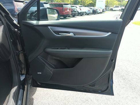 Used 2023 Cadillac XT6 Luxury FWD image 36