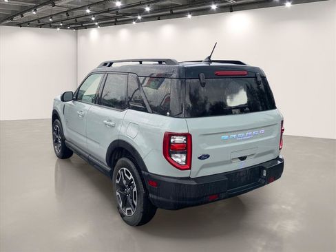 Used 2023 Ford Bronco Sport Outer Banks AWD/4WD image 5
