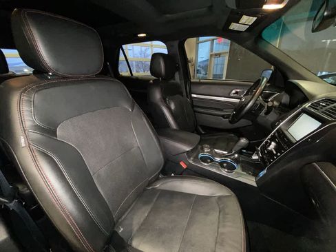 Used 2016 Ford Explorer Sport w/ Equipment Group 401A image 27