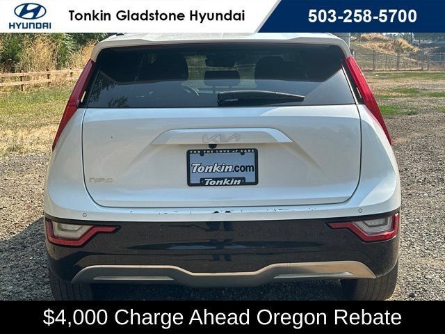 Used 2023 Kia Niro Wave FWD image 8
