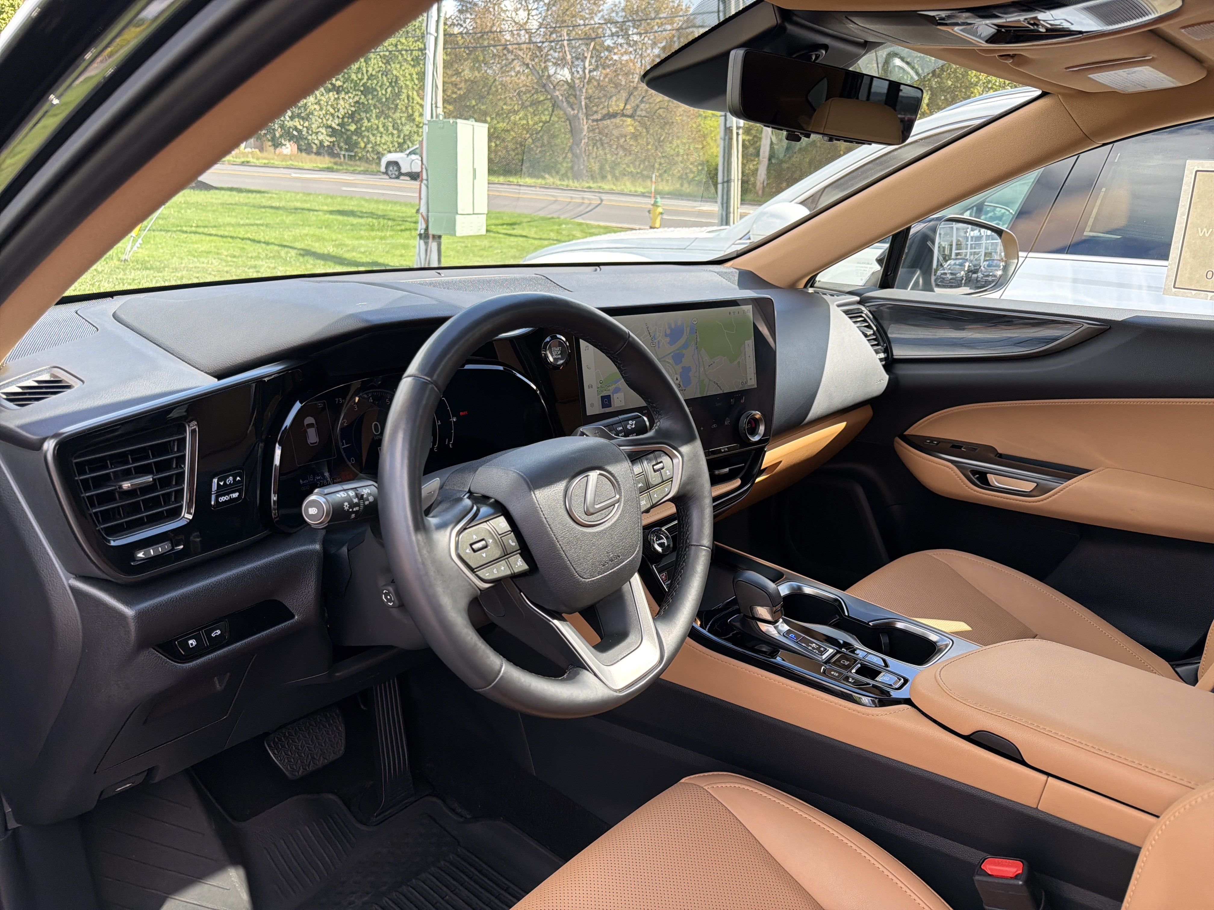 Used 2024 Lexus NX 350 AWD image 9