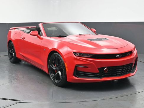 Used 2023 Chevrolet Camaro SS image 3