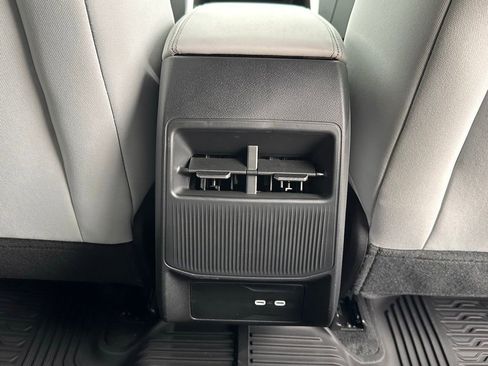 New 2026 Jeep Cherokee Laredo image 19