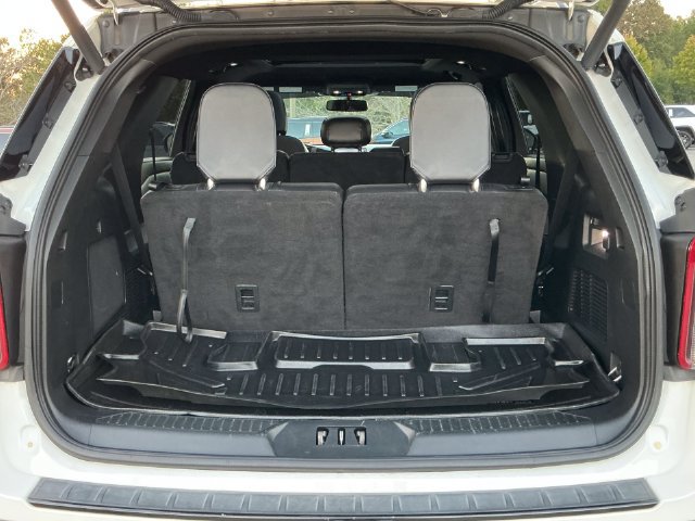 Used 2023 Ford Explorer ST-Line w/ Class IV Trailer Tow Package RWD image 29