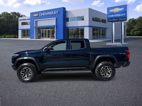 Certified 2024 Chevrolet Colorado ZR2 w/ ZR2 Convenience Package III image 3