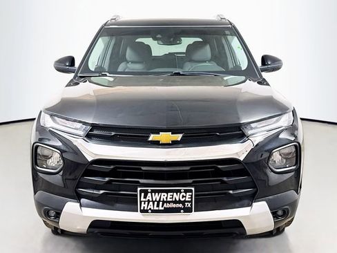 Used 2023 Chevrolet TrailBlazer LT w/ Convenience Package image 2