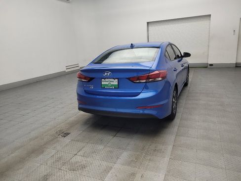 Used 2017 Hyundai Elantra SE image 9