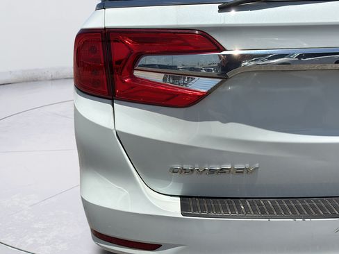 Used 2020 Honda Odyssey LX image 40