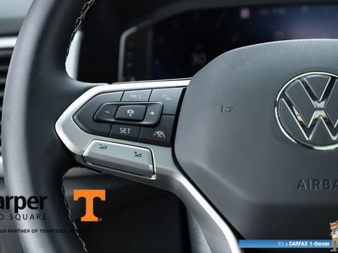 Used 2023 Volkswagen Atlas Cross Sport SEL AWD/4WD image 60
