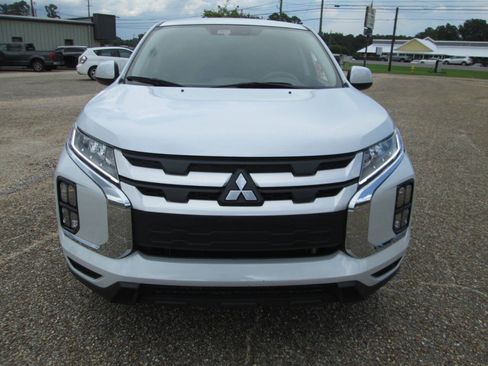 Used 2025 Mitsubishi Outlander Sport ES AWD/4WD image 35