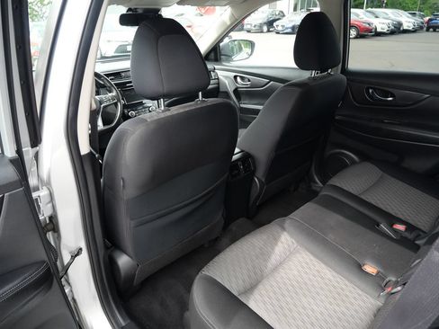 Used 2020 Nissan Rogue SV AWD/4WD image 22