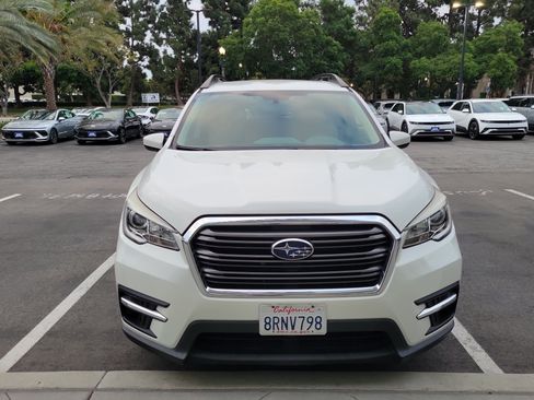 Used 2020 Subaru Ascent Premium w/ Convenience Package AWD/4WD image 2