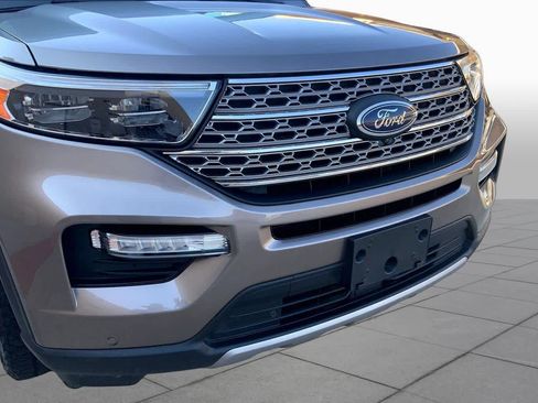 Used 2021 Ford Explorer Limited w/ Equipment Group 301A RWD image 32