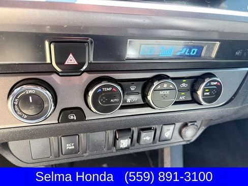 Used 2023 Toyota Tacoma TRD Sport AWD/4WD image 17