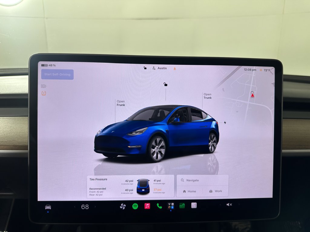 Used 2023 Tesla Model Y Long Range AWD/4WD image 27