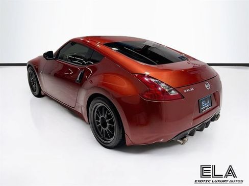 Used 2013 Nissan 370Z Coupe RWD image 6