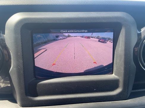 Used 2021 Jeep Wrangler Unlimited Sport image 24