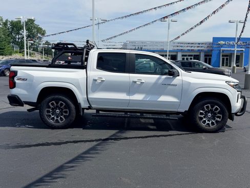 Used 2023 Chevrolet Colorado Z71 w/ Z71 Convenience Package 2 AWD/4WD image 4