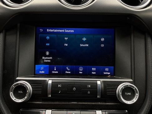 Used 2022 Ford Mustang GT Premium w/ Equipment Group 401A RWD image 31