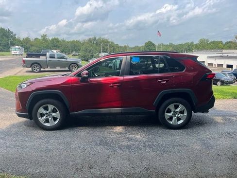 Used 2020 Toyota RAV4 XLE FWD image 6