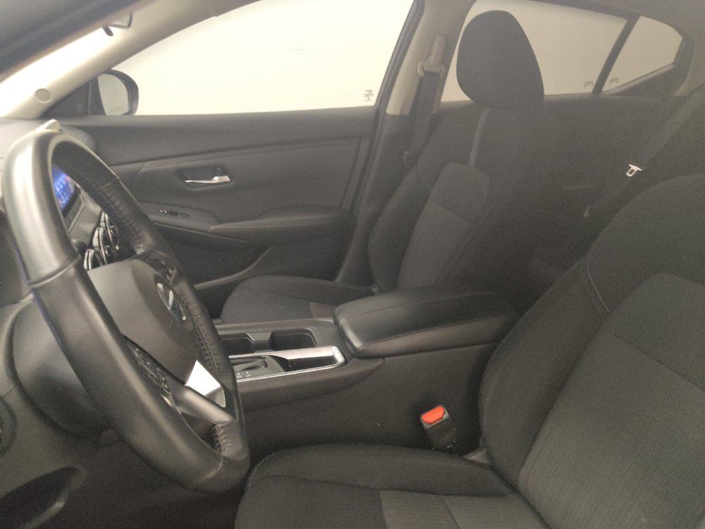 Used 2023 Nissan Sentra SV FWD image 17