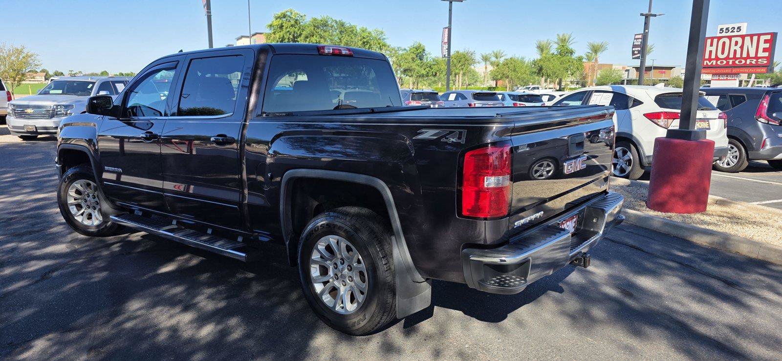 Used 2015 GMC Sierra 1500 SLE w/ SLE Value Package AWD/4WD image 7